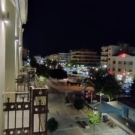 στούντιο στη στοά βαρβουτσή#2 קלמאטה